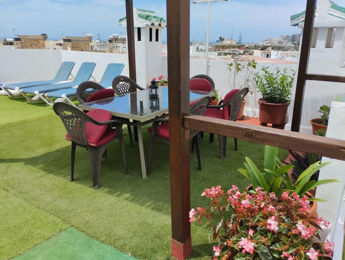 Casa Con Terraza Privada Villa Nerja Bagian luar foto
