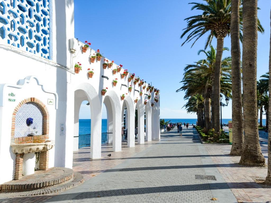 Casa Con Terraza Privada Villa Nerja Bagian luar foto
