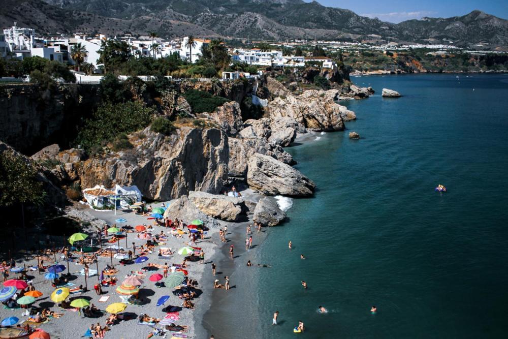 Casa Con Terraza Privada Villa Nerja Bagian luar foto