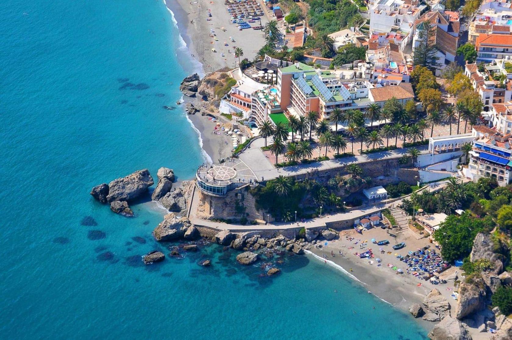 Casa Con Terraza Privada Villa Nerja Bagian luar foto