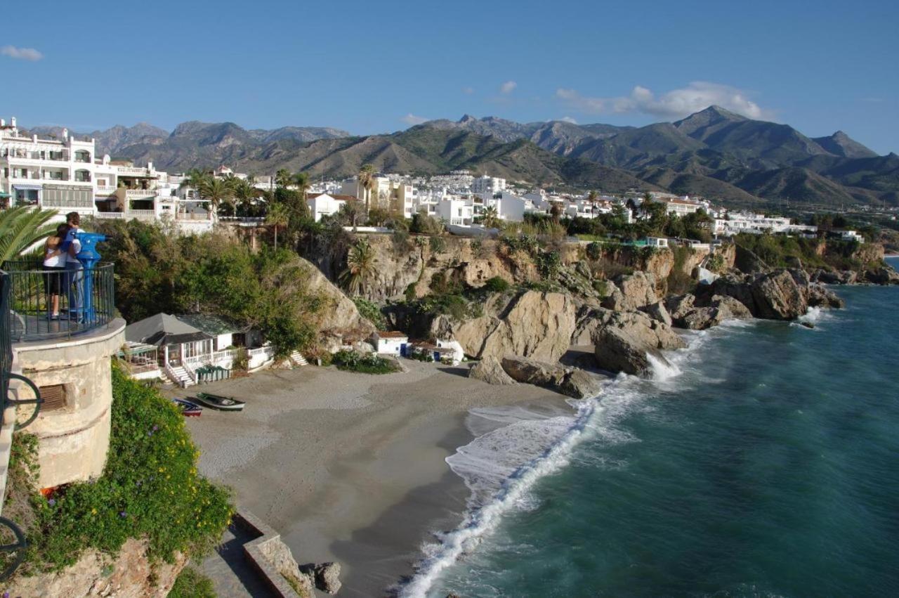 Casa Con Terraza Privada Villa Nerja Bagian luar foto
