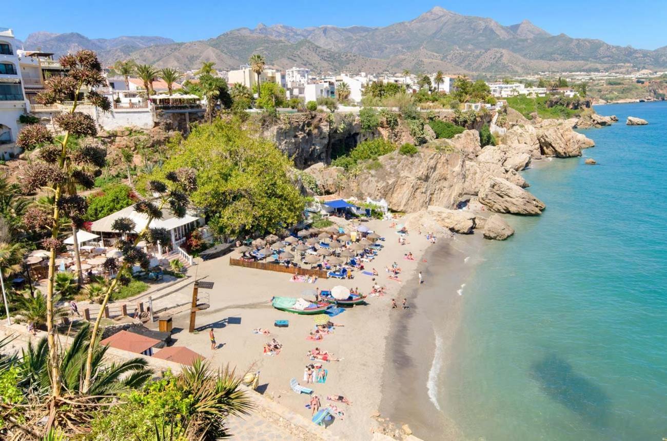 Casa Con Terraza Privada Villa Nerja Bagian luar foto